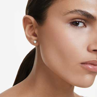 Eternity stud earring