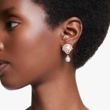 Idyllia drop earrings