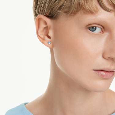 Stilla Attract stud earrings